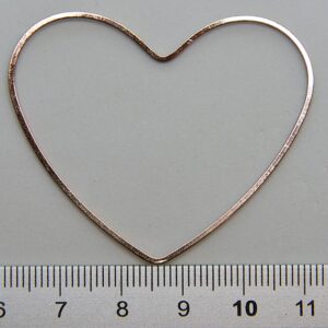 SAGOMINA SOTTILE A FORMA DI CUORE IN OTTONE