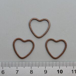 SAGOMINA SOTTILE A FORMA DI CUORE IN OTTONE