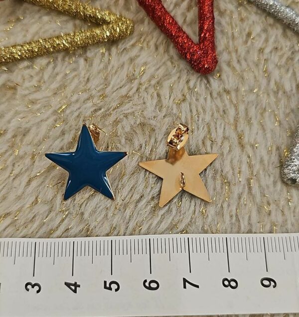 Perno smaltato forma stella con porta pendente